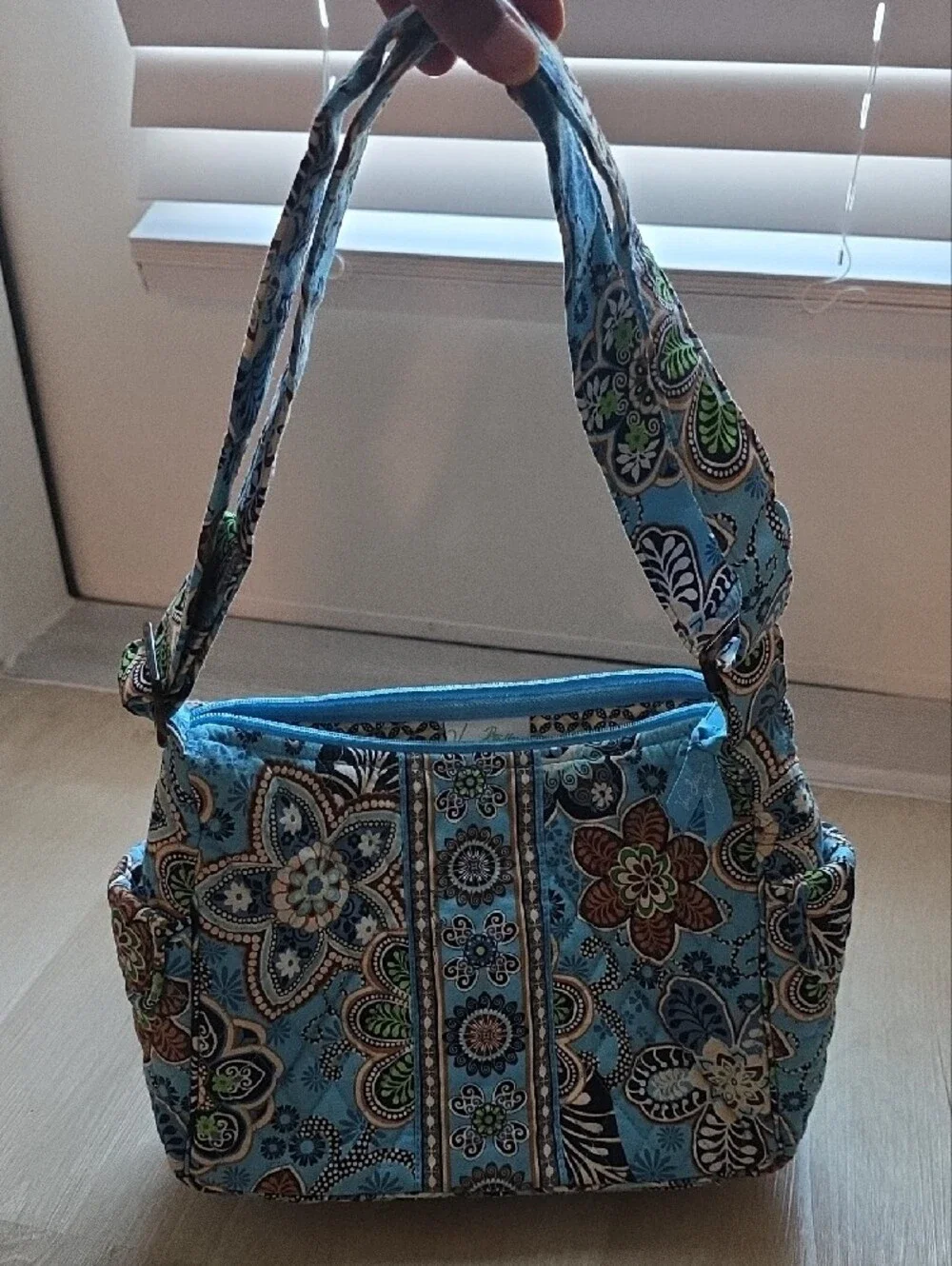 Vera Bradley Bali Blue On The Go Shoulder Bag Quilted Floral Vintage 2009